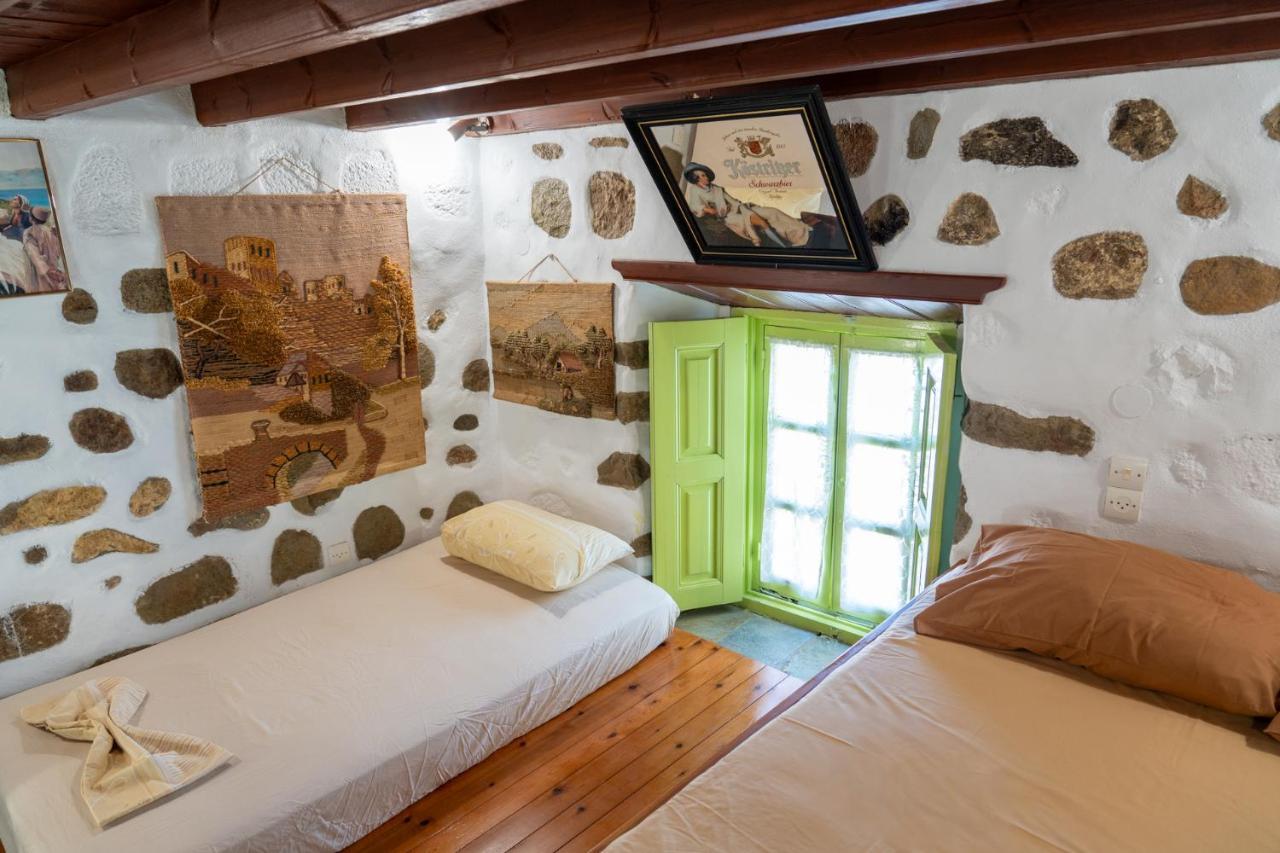 Vintage White House Patmos Apartment Luaran gambar