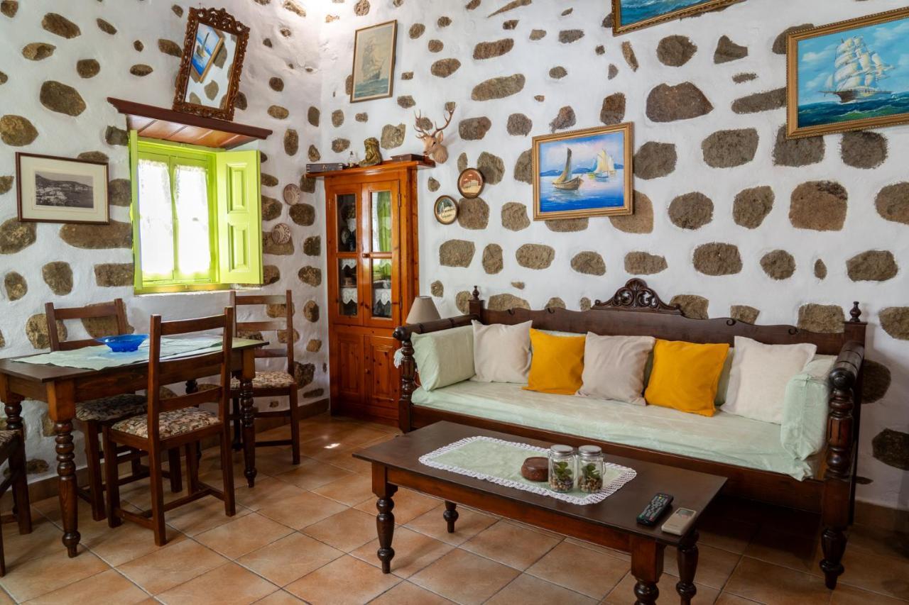 Vintage White House Patmos Apartment Luaran gambar